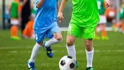 中甲球员对抗中突发心脏骤停，现已苏醒